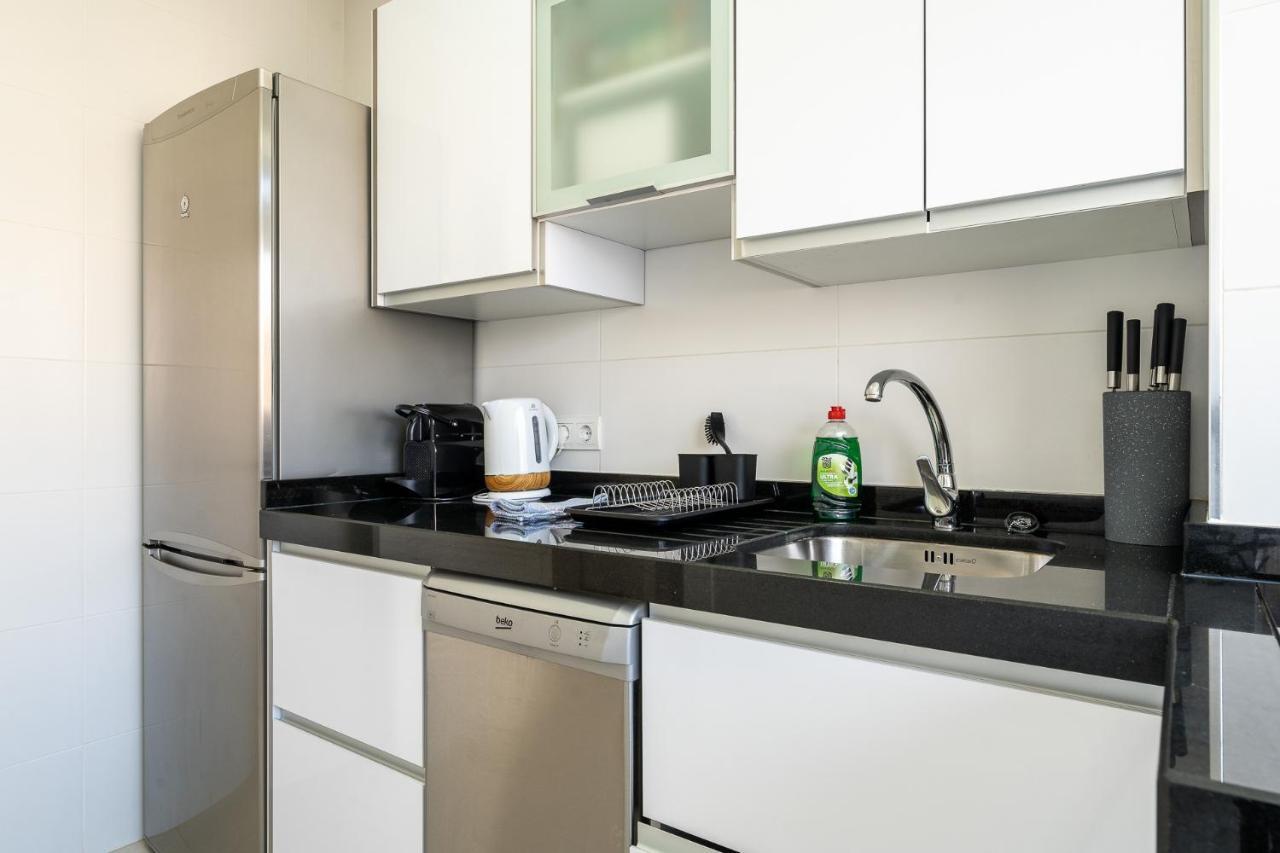 Sea View 2 Bedroom Apartment 2 Min Away From The Beach Torremolinos Zewnętrze zdjęcie