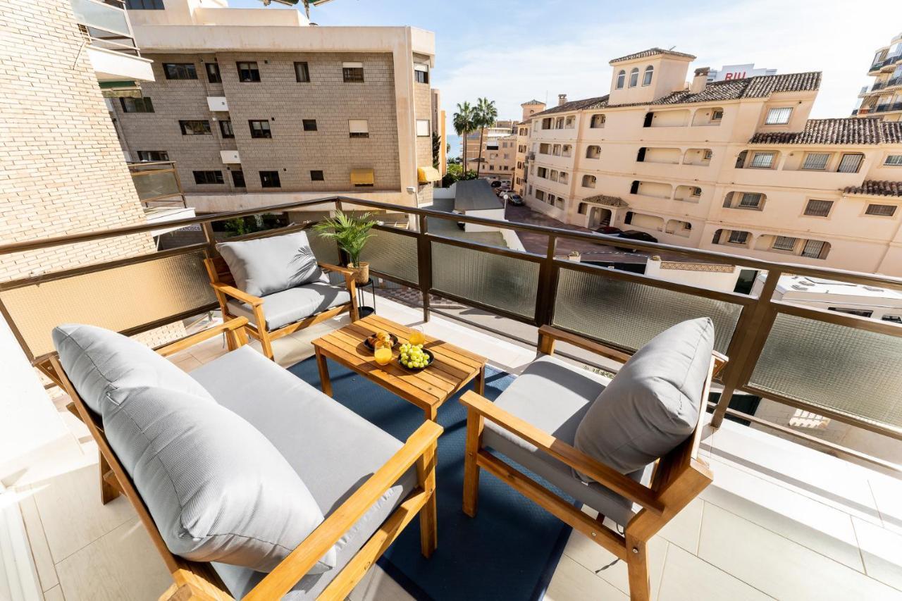 Sea View 2 Bedroom Apartment 2 Min Away From The Beach Torremolinos Zewnętrze zdjęcie